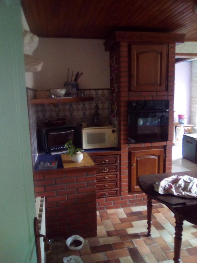 Chez Gourbeix , Gery Papleux Apartment Arpheuilles-Saint-Priest Екстериор снимка